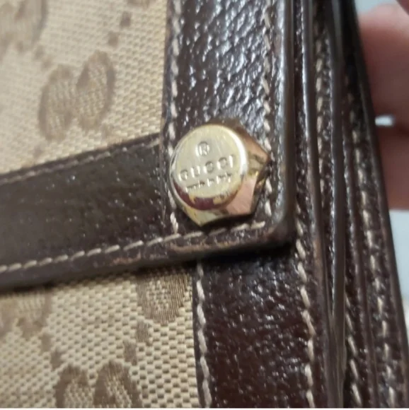 Gucci Brown Monogram Wallet - Picture 9 of 13